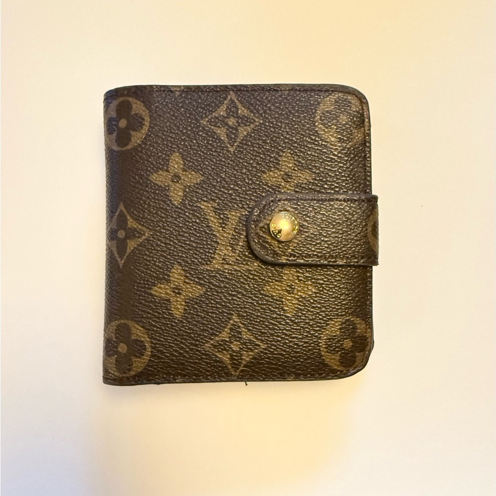 Vintage Louis Vuitton Brown Monogram Snap Wallet